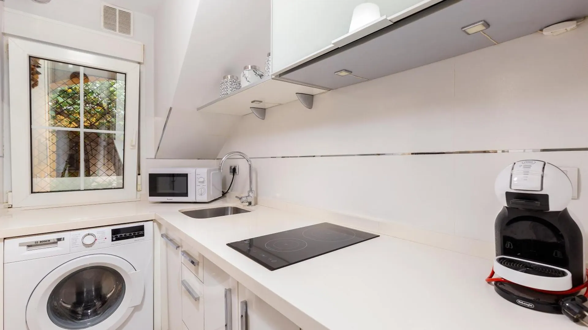 דירה סביליה Santiago Suite Home ספרד